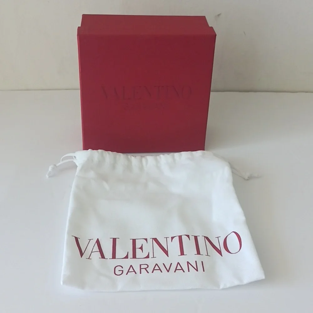 Valentino Garavani Red Box 6